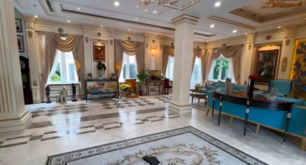 Bán nhà mặt tiền 200 Điện Biên Phủ, Quận 3 - ảnh 1