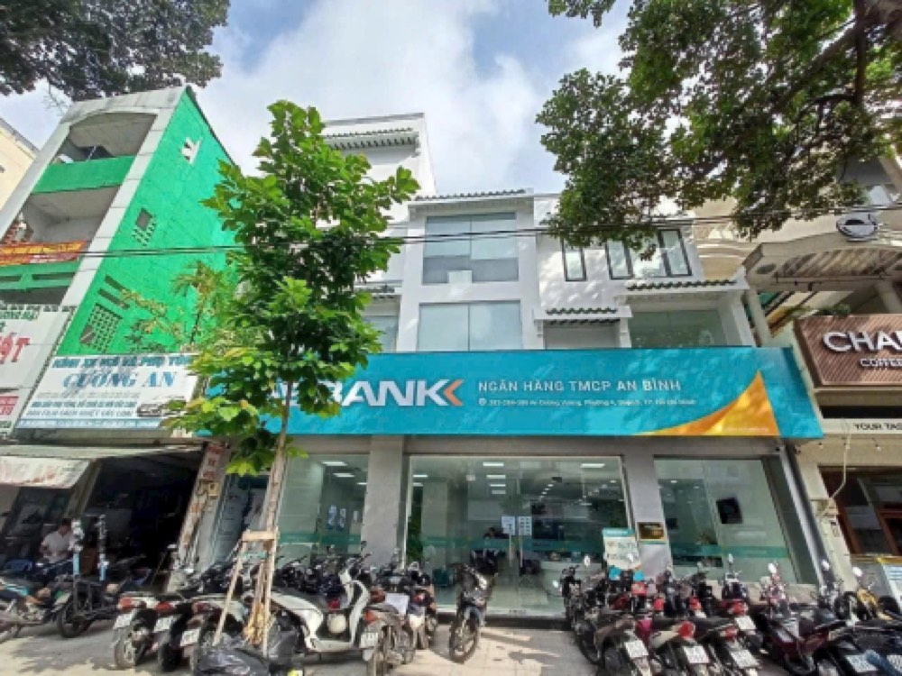 Bán nhà mặt tiền 382-384-386 An Dương Vương, Quận 5 - ảnh 1
