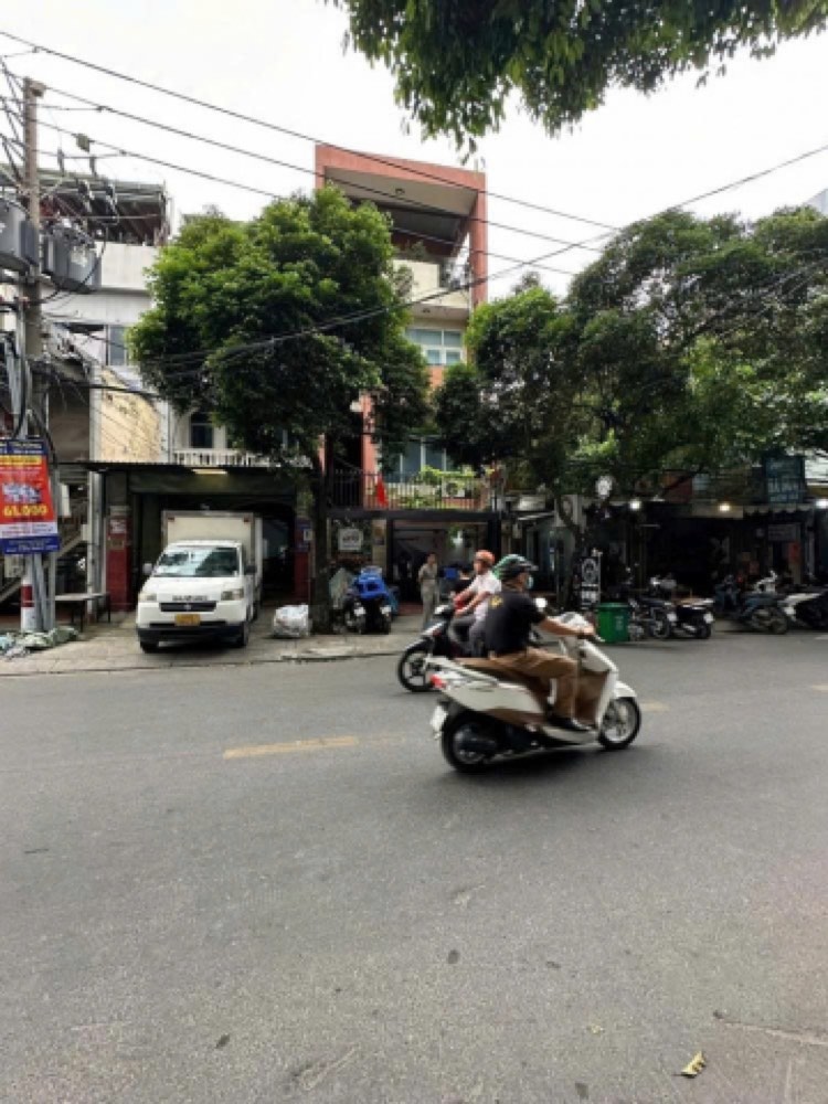 Bán nhà mặt tiền Cửu Long, Quận 10 - ảnh chính
