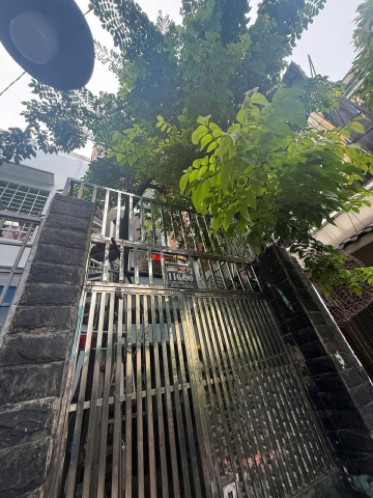 Bán nhà hẻm 116 Tô Hiến Thành, Quận 10 - ảnh 1