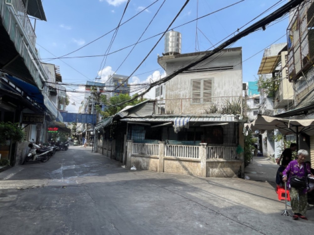 Bán nhà mặt tiền Nhật Tảo, Quận 10