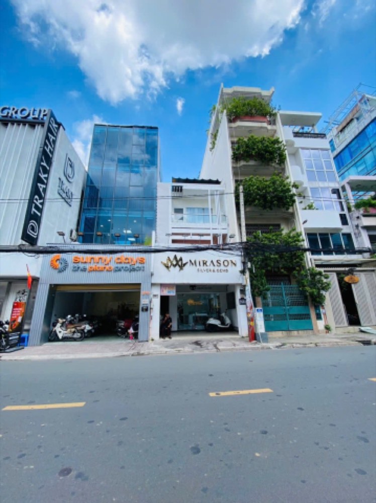 Bán nhà mặt tiền Huỳnh Văn Bánh, Phú Nhuận - ảnh 1