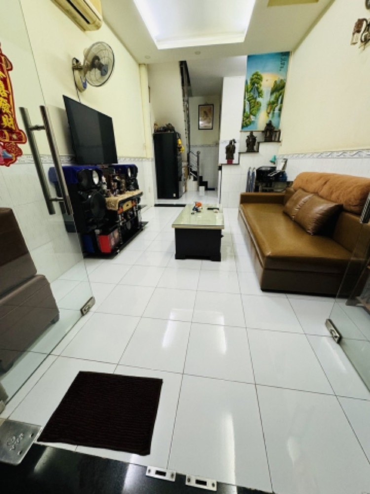 Bán nhà hẻm 22 Bùi Thị Xuân, Tân Bình - ảnh 1