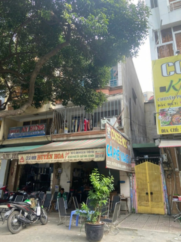 Bán nhà mặt tiền Hùng Vương, Quận 5 - ảnh 1