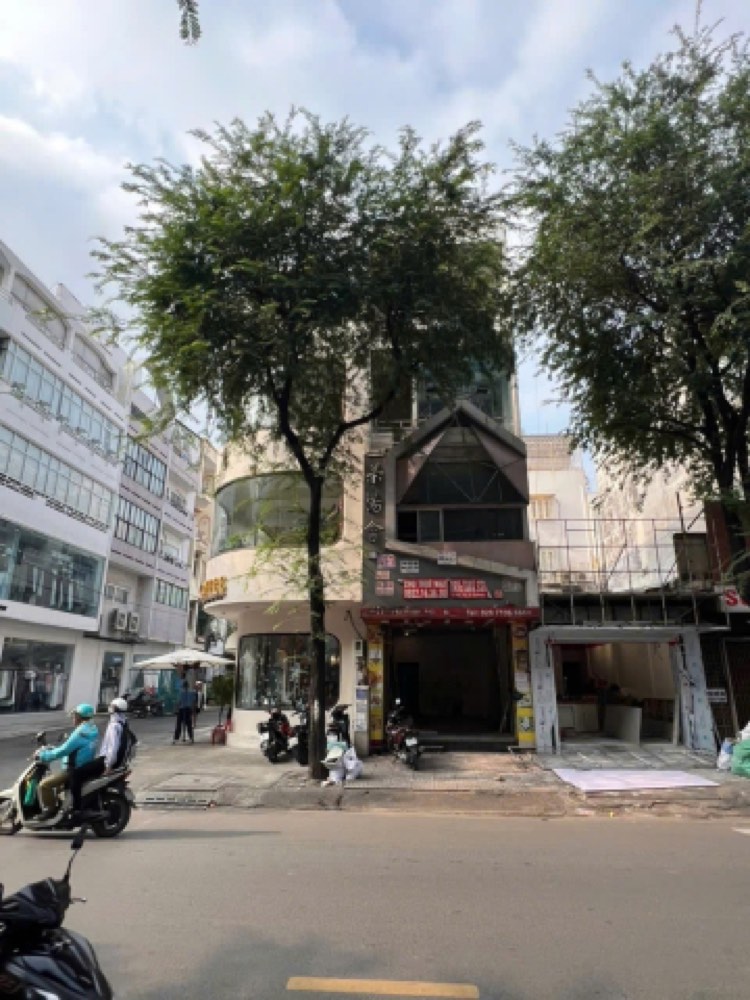 Bán nhà mặt tiền Sư Vạn Hạnh, Quận 10 - ảnh 1