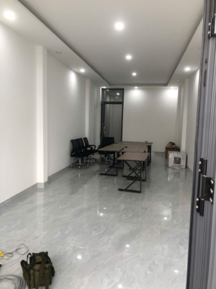 Bán nhà mặt tiền Đường 3 Tháng 2, Quận 10 - ảnh chính