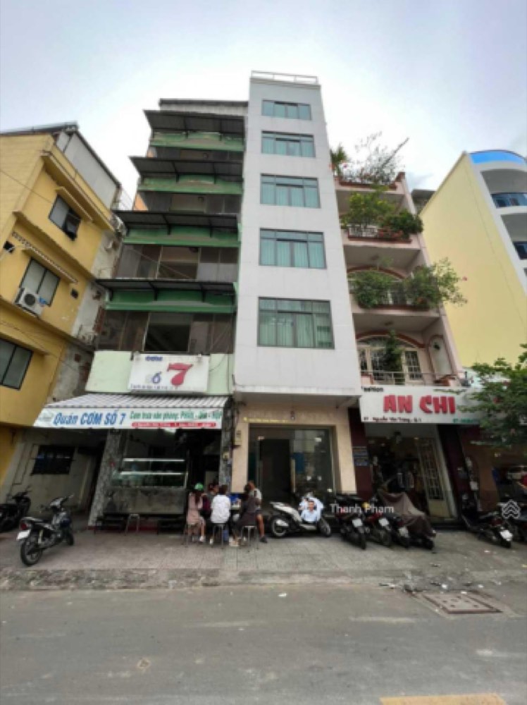 Bán nhà mặt tiền 5 Nguyễn Văn Tráng, Quận 1