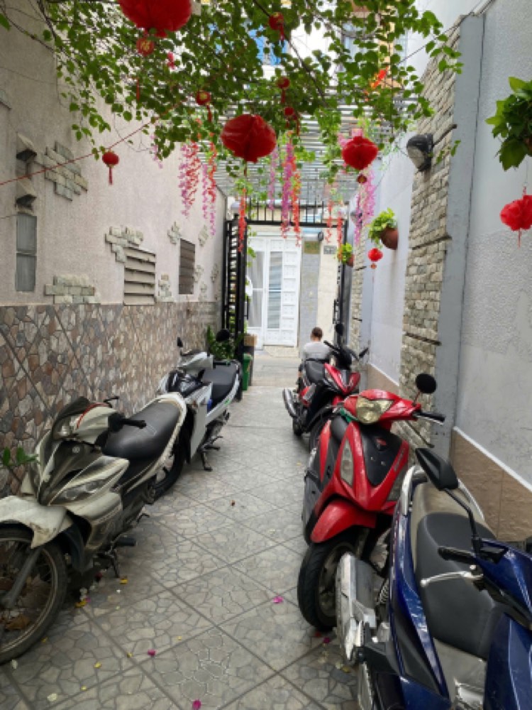 Bán nhà hẻm 766 Cách Mạng Tháng Tám, Tân Bình - ảnh 1