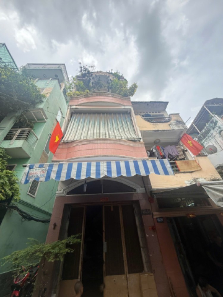 Bán nhà hẻm 402 An Dương Vương, Quận 5 - ảnh 1