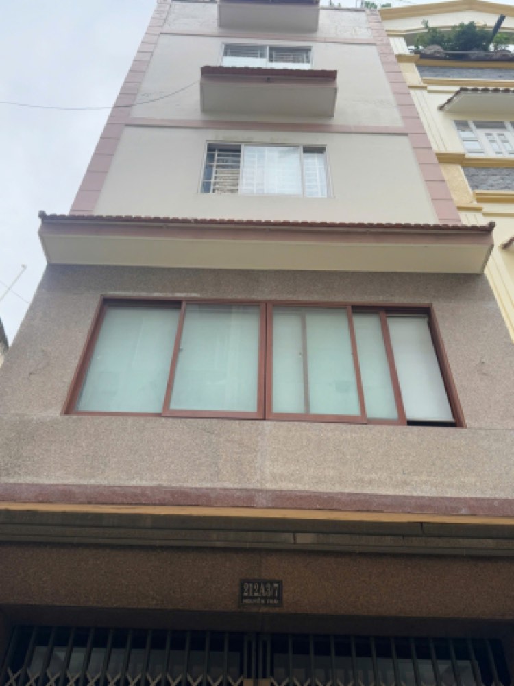 Bán nhà hẻm đường Nguyễn Trãi, Quận 1 - ảnh 1