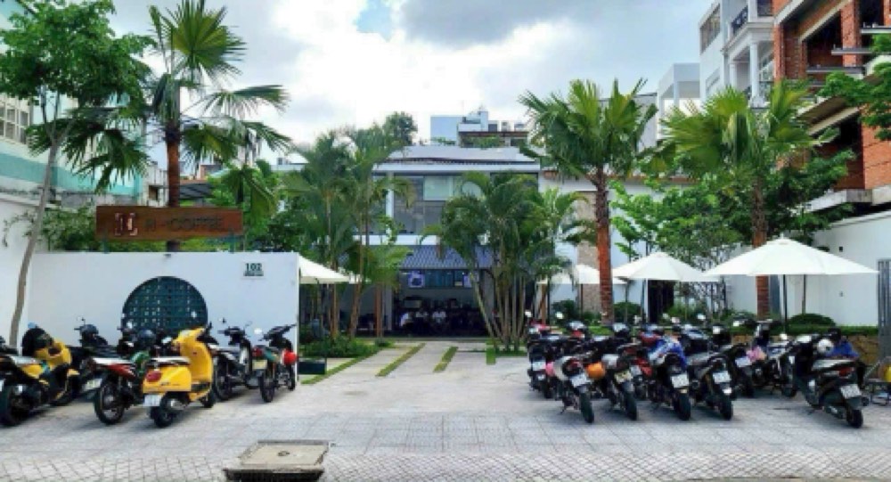 Bán nhà mặt tiền 102 Đồng Nai, Quận 10