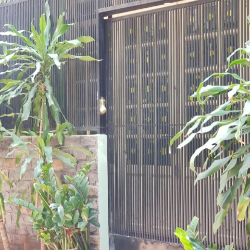 Bán nhà hẻm 107 Phạm Văn Hai, Tân Bình