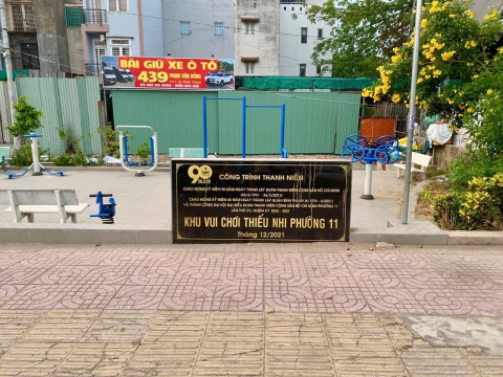 Bán nhà mặt tiền Phạm Văn Đồng, Bình Thạnh - ảnh 1