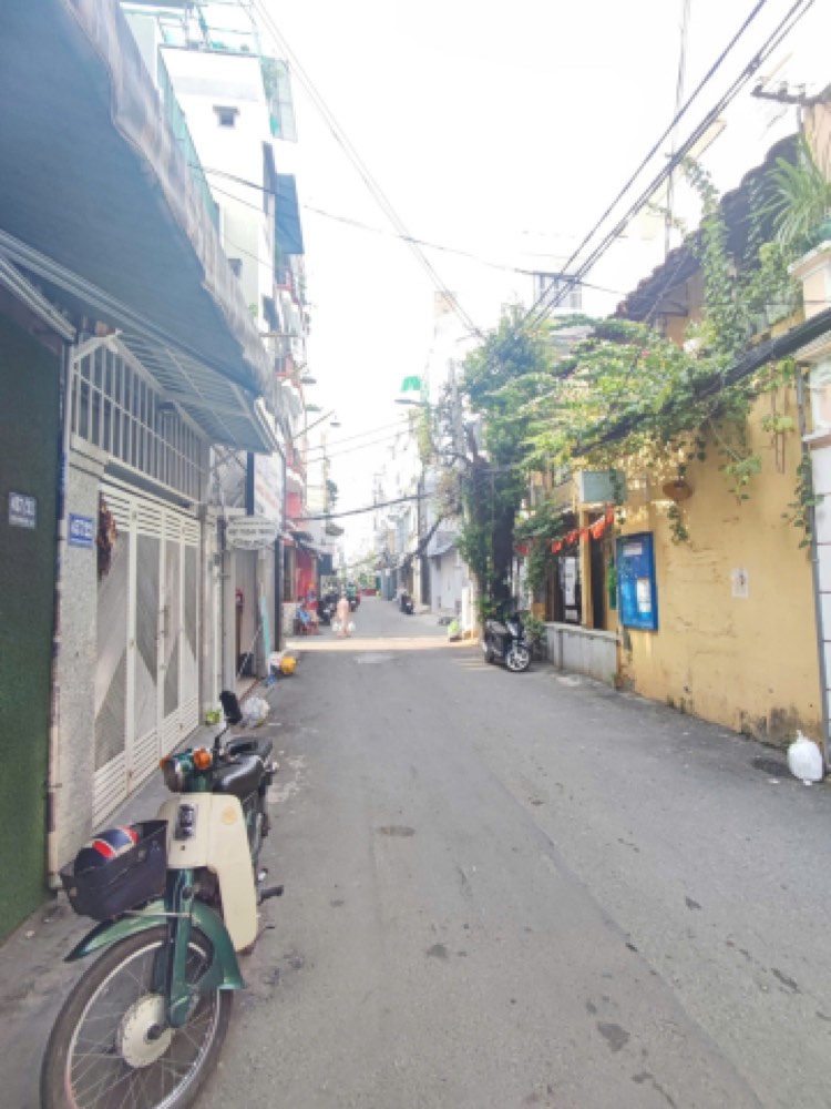 Bán nhà hẻm 457 Trần Hưng Đạo, Quận 1 - ảnh 1