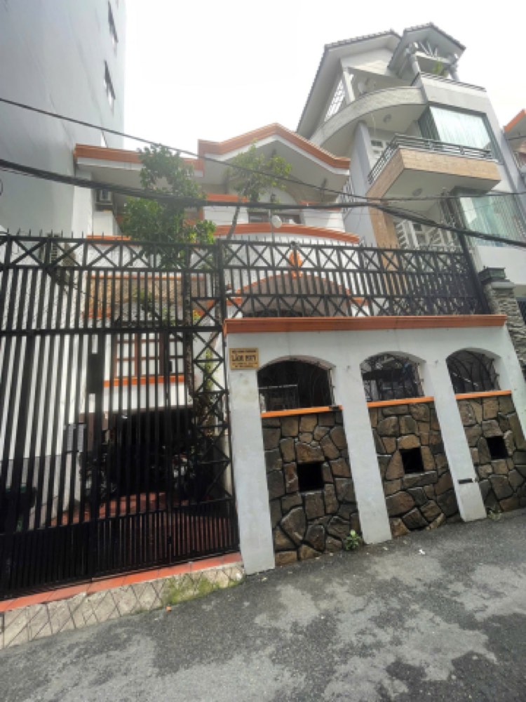 Bán nhà hẻm 570 Đường 3 Tháng 2, Quận 10 - ảnh chính