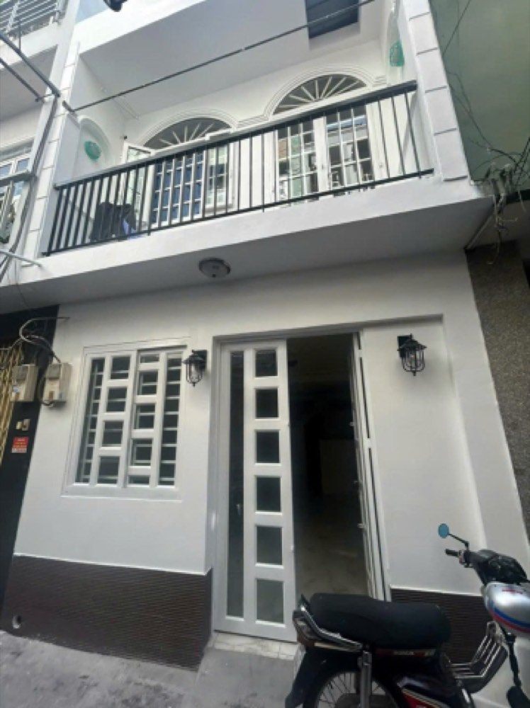 Bán nhà hẻm 224 Lý Thường Kiệt, Quận 10 - ảnh 1