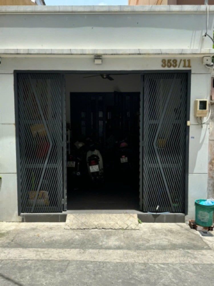 Bán nhà hẻm 353 Nguyễn Trãi, Quận 1 - ảnh chính