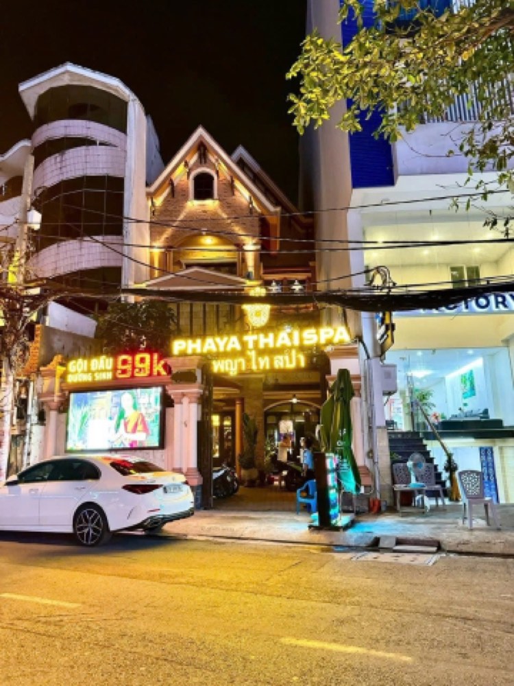 Bán nhà mặt tiền 98 Yên Thế, Tân Bình
