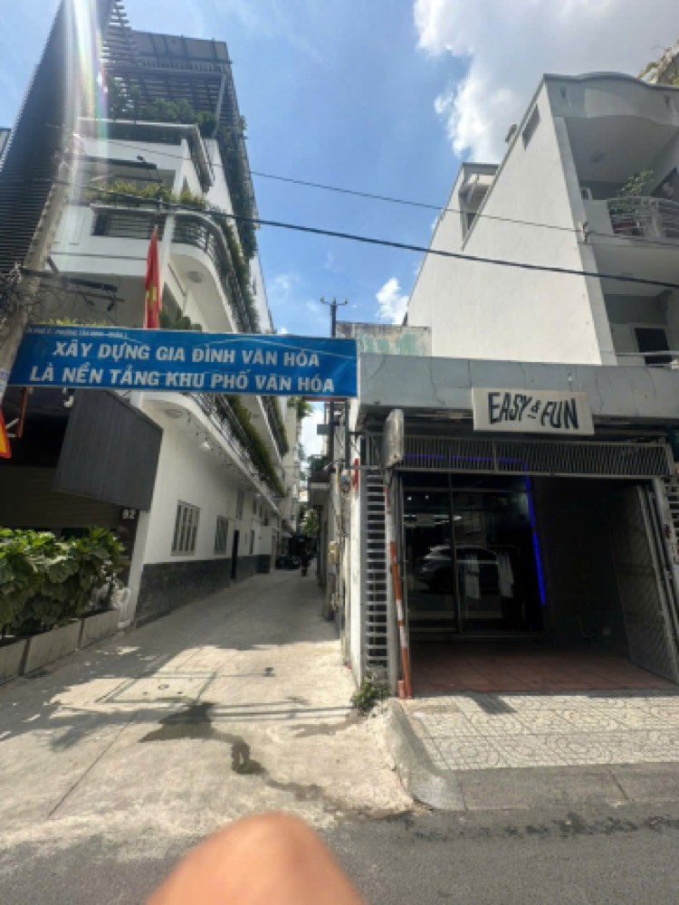 Bán nhà mặt tiền Thạch Thị Thanh, Quận 1 - ảnh 1