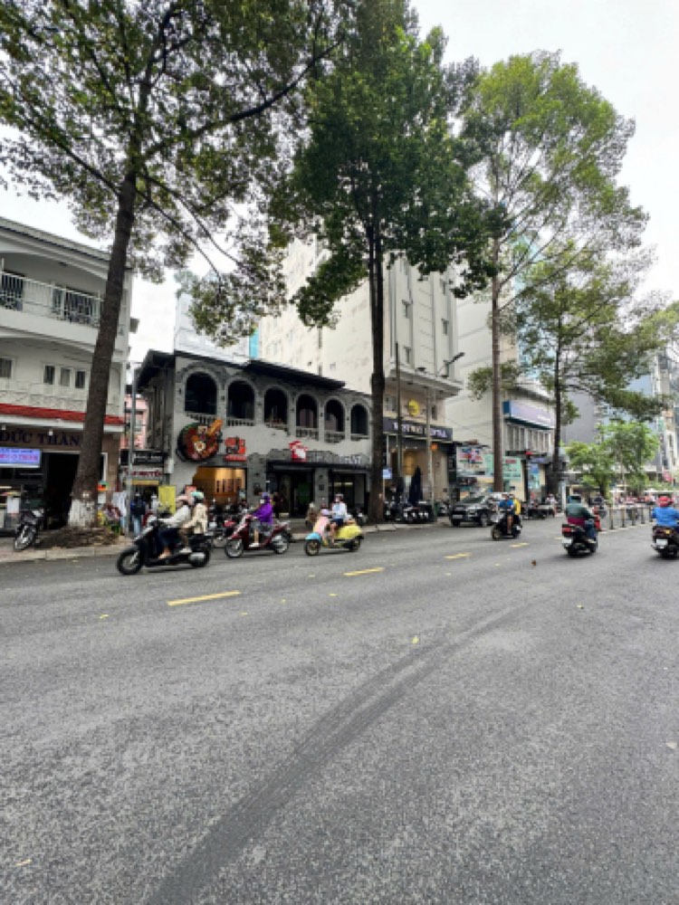 Bán nhà mặt tiền 124-124A Bùi Thị Xuân, Quận 1 - ảnh 1