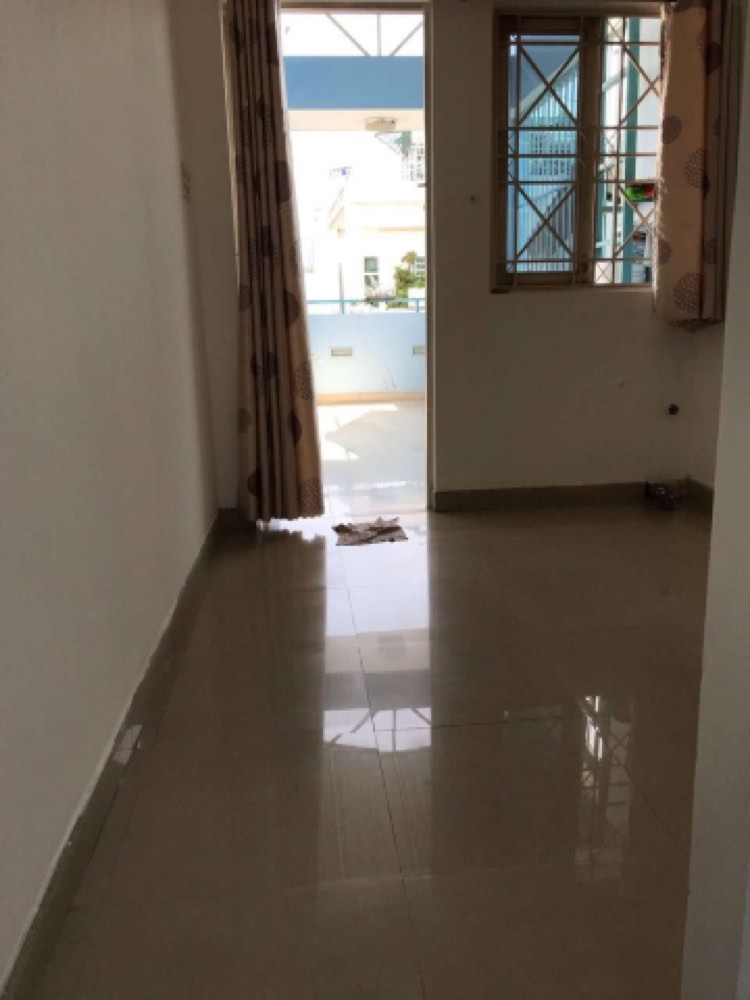 Bán nhà hẻm 404 Nguyễn Đình Chiểu, Quận 3 - ảnh 1