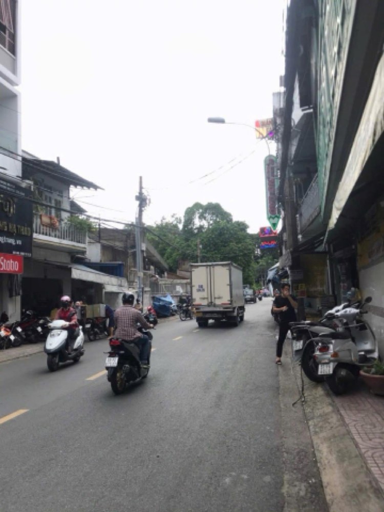 Bán nhà mặt tiền Hoàng Sa, Quận 1 - ảnh 1