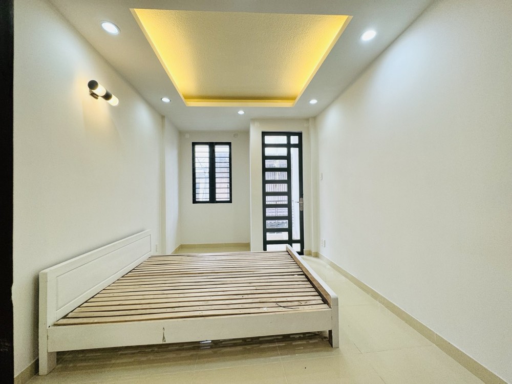Bán nhà hẻm đường Nguyễn Cảnh Chân, Quận 1