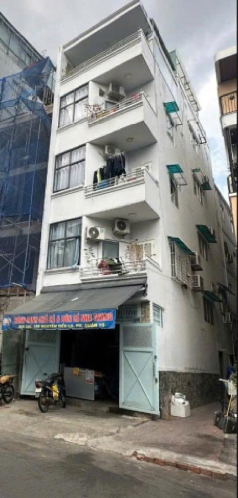 Bán nhà mặt tiền Nguyễn Tiểu La, Quận 10