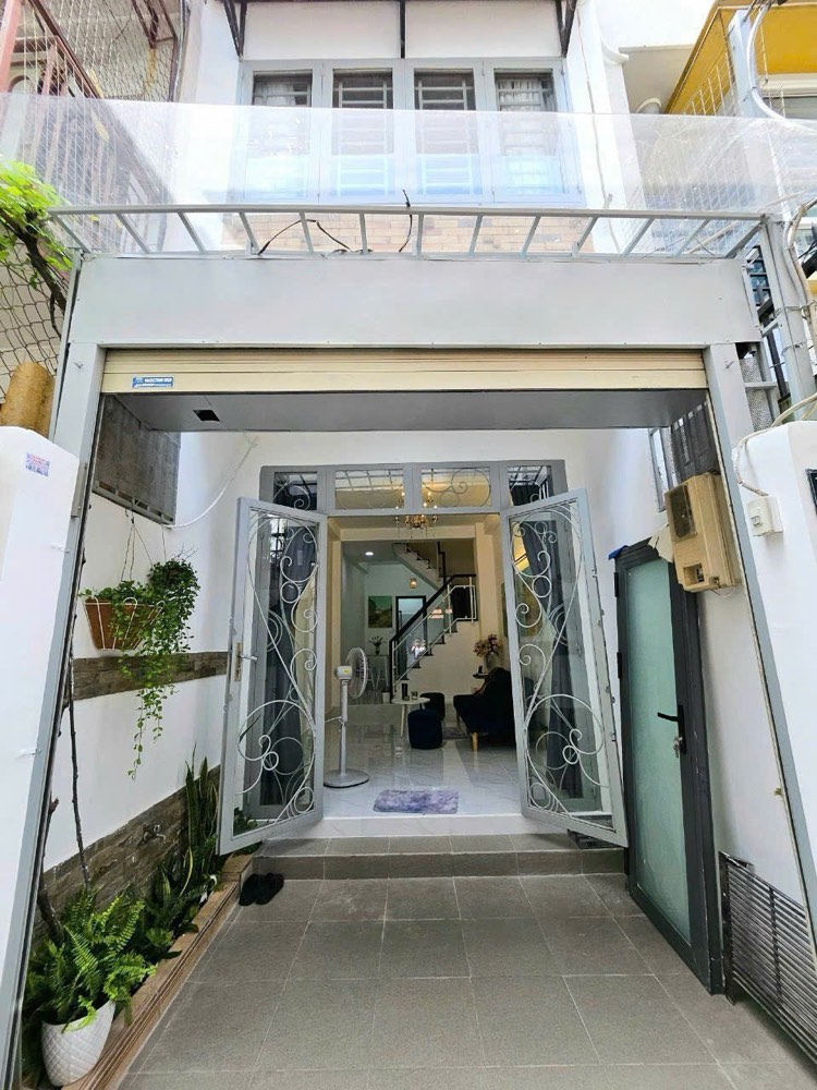 Bán nhà hẻm 10 Hoàng Hoa Thám, Bình Thạnh