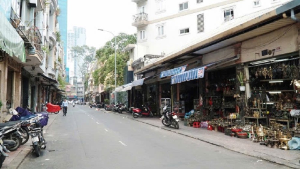 Bán nhà mặt tiền 76 Lê Công Kiều, Quận 1 - ảnh 1