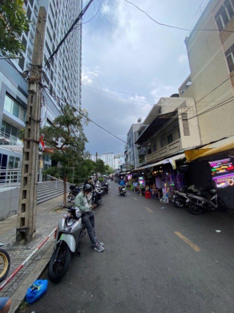 Bán nhà hẻm 151 Nguyễn Kim, Quận 10