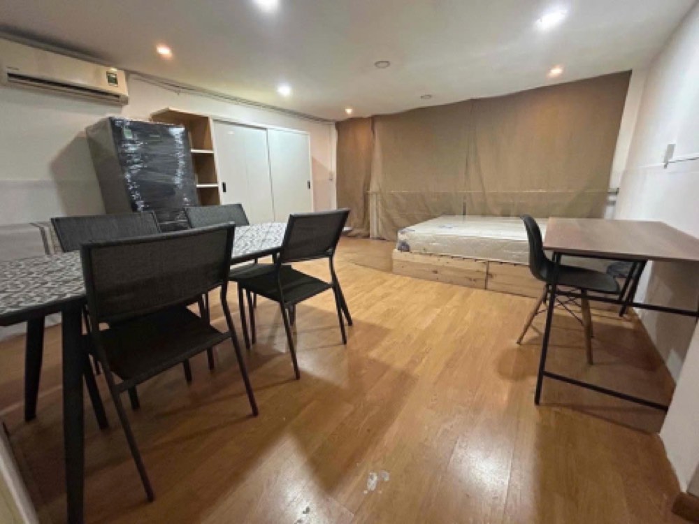 Bán nhà mặt tiền Hoàng Văn Thụ, Tân Bình