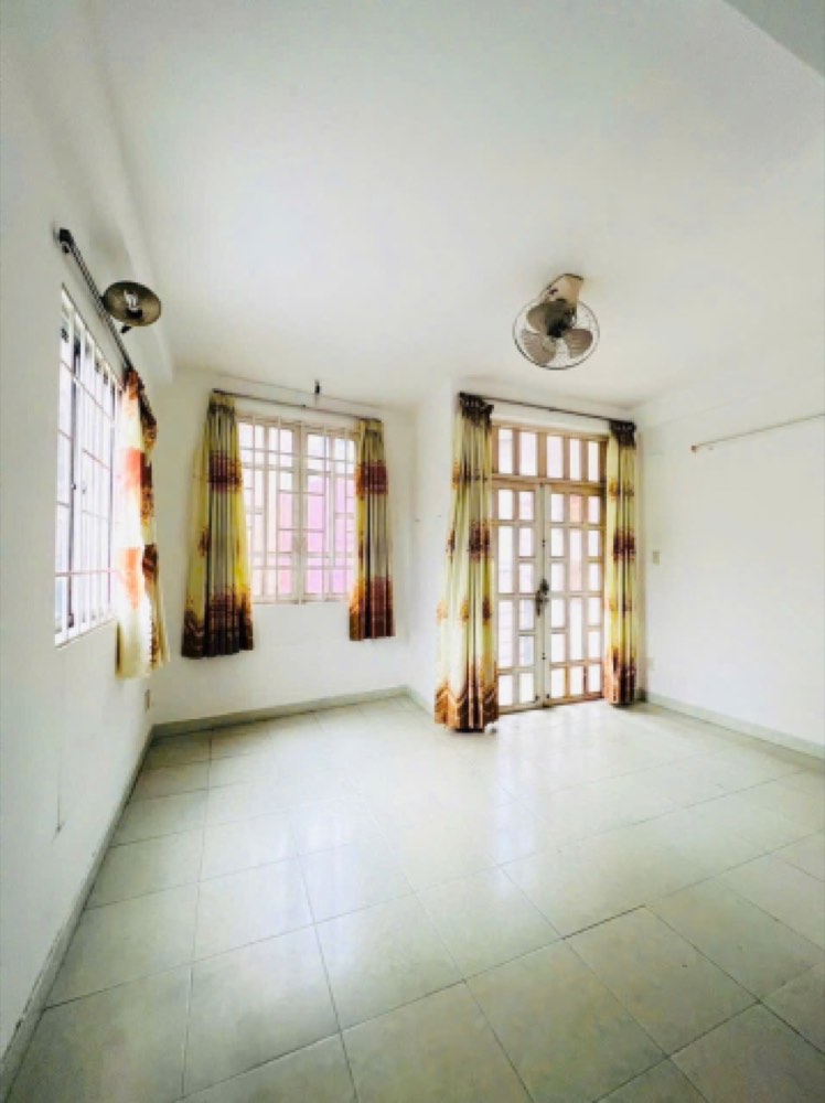 Bán nhà hẻm 202 Nguyễn Đình Chính, Phú Nhuận - ảnh 1