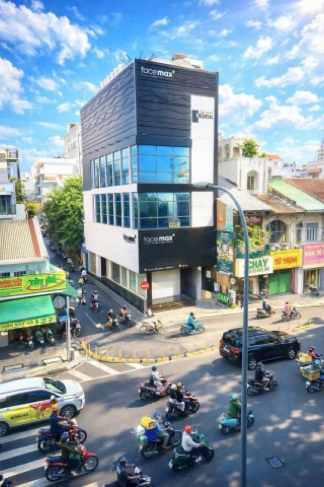 Bán nhà mặt tiền 129-131 Đinh Tiên Hoàng, Quận 1 - ảnh 1