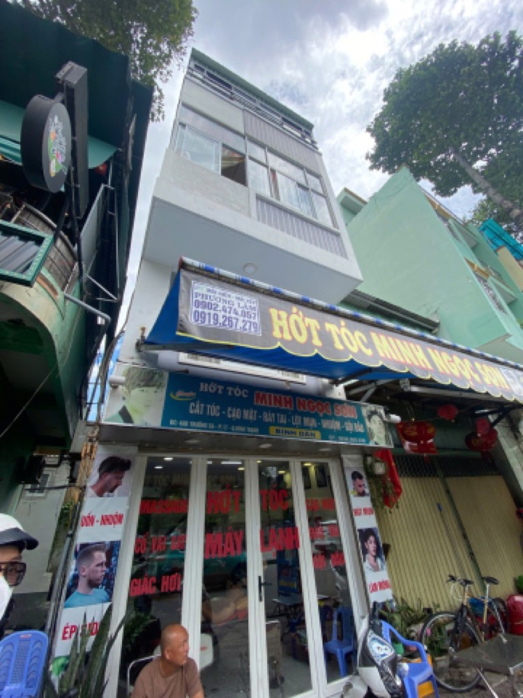 Bán nhà mặt tiền Trường Sa, Bình Thạnh - ảnh 1