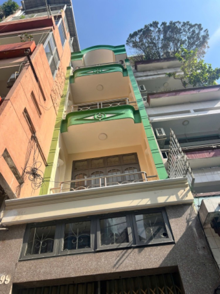Bán nhà mặt tiền Nhật Tảo, Quận 10 - ảnh 1