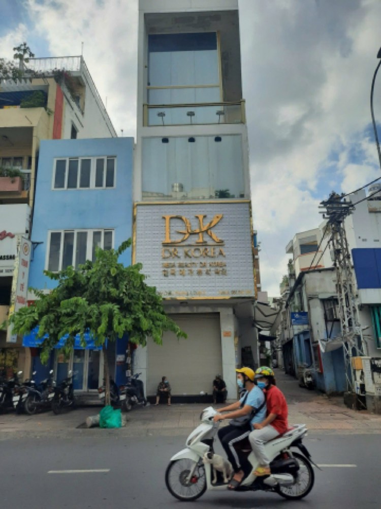 Bán nhà mặt tiền Nguyễn Đình Chiểu, Quận 3 - ảnh 1