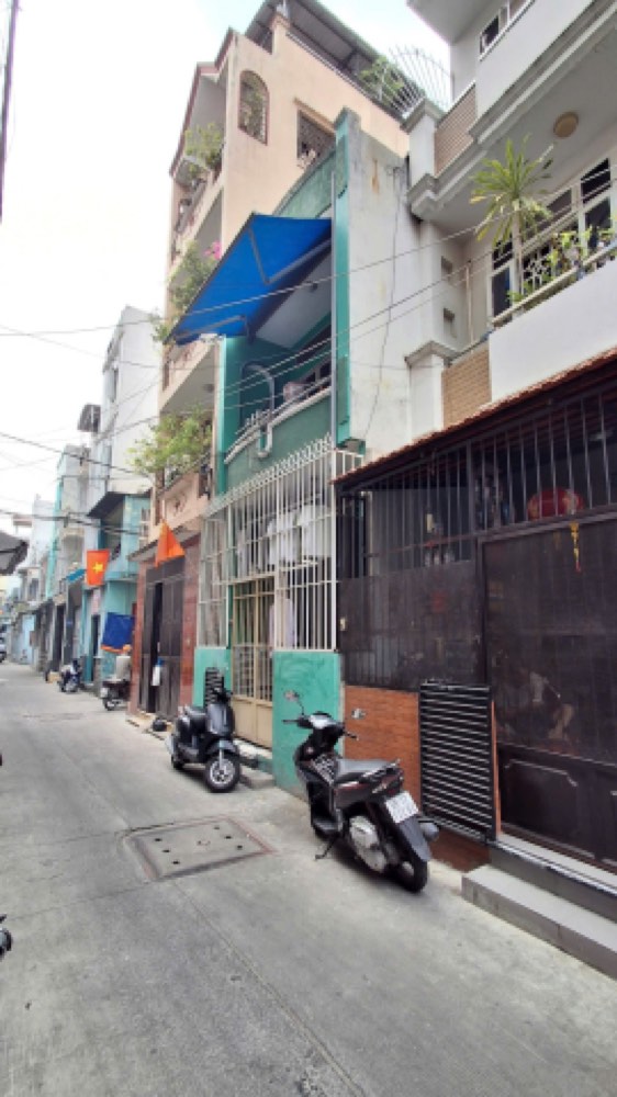 Bán nhà hẻm 521 Cách Mạng Tháng Tám, Quận 10 - ảnh 1