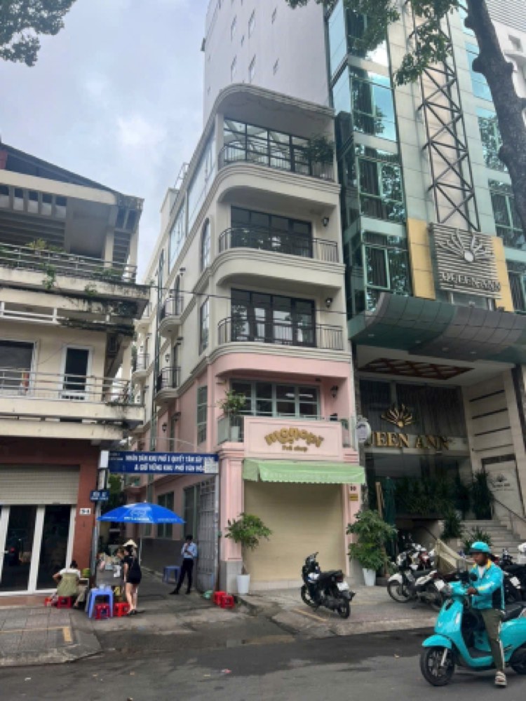 Bán nhà mặt tiền 90 Bùi Thị Xuân, Quận 1 - ảnh 1