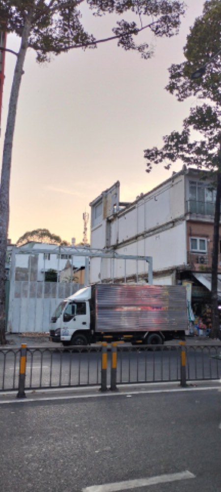 Bán nhà mặt tiền 477-477A-477B Lê Hồng Phong, Quận 10 - ảnh 1