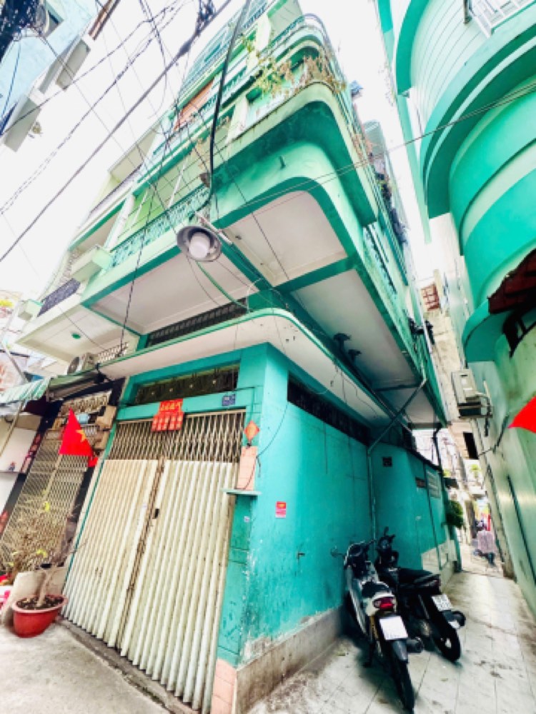 Bán nhà hẻm 202 Nguyễn Tiểu La, Quận 10 - ảnh 1