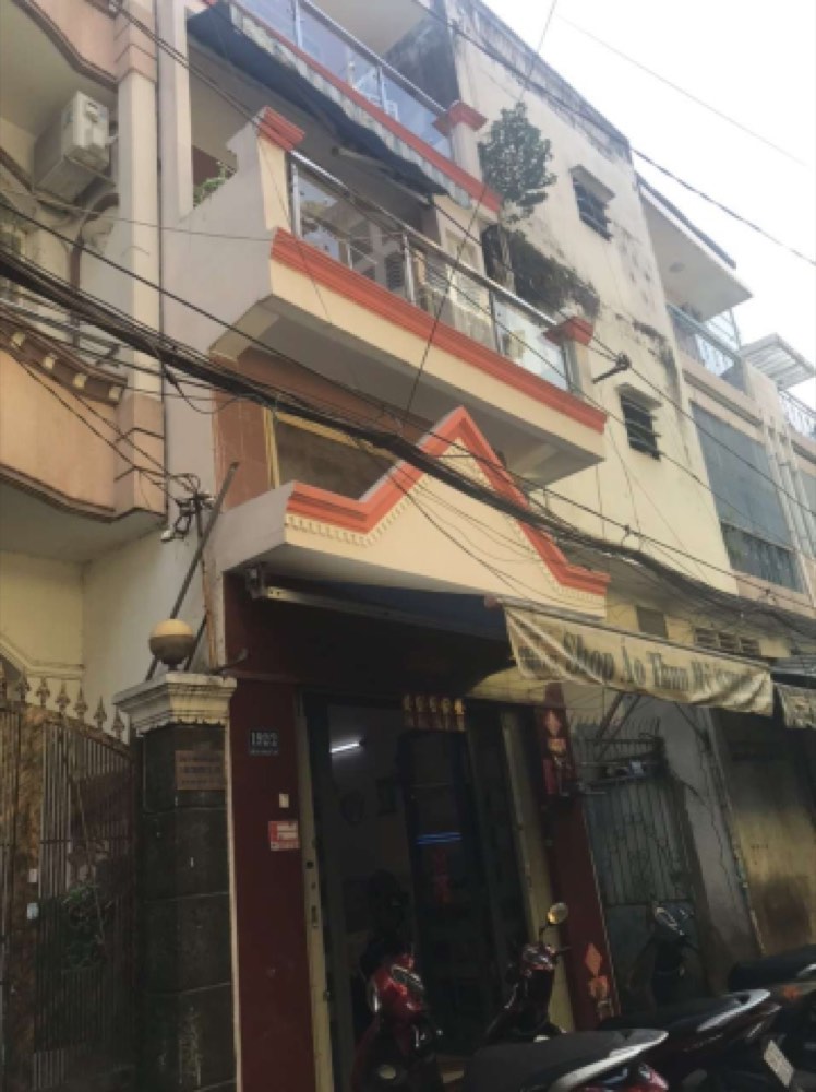 Bán nhà hẻm 192 Ngô Quyền, Quận 10