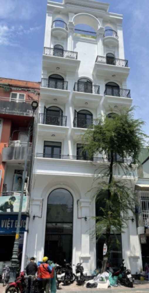 Bán nhà mặt tiền 167 Trương Định, Quận 3