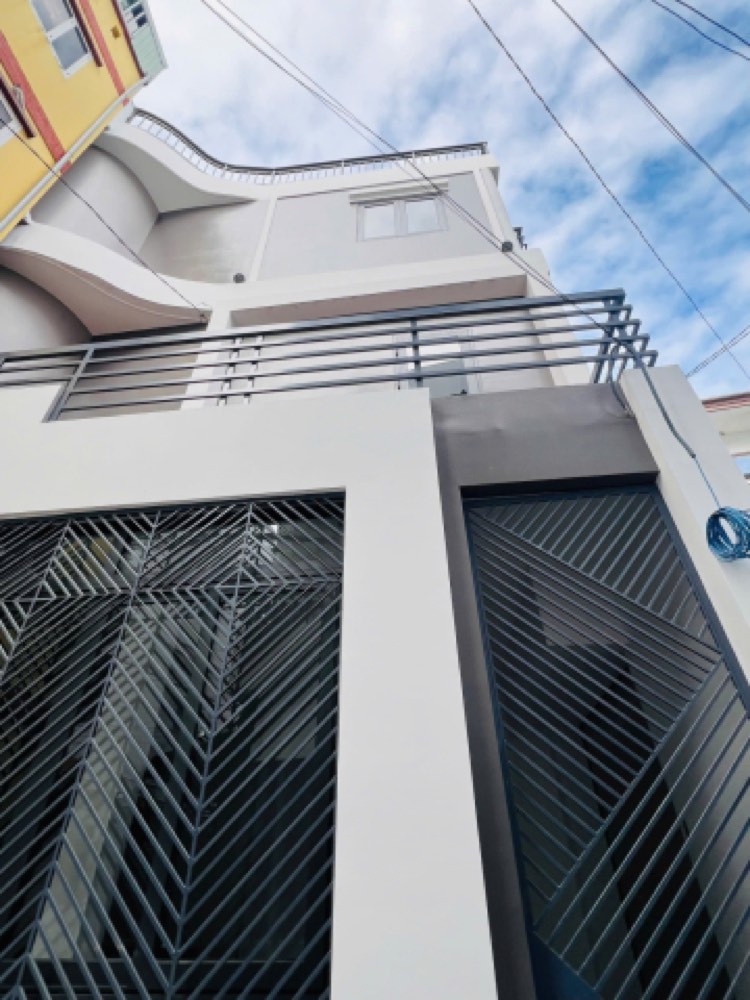 Bán nhà hẻm 108 Thích Quảng Đức, Phú Nhuận - ảnh 1