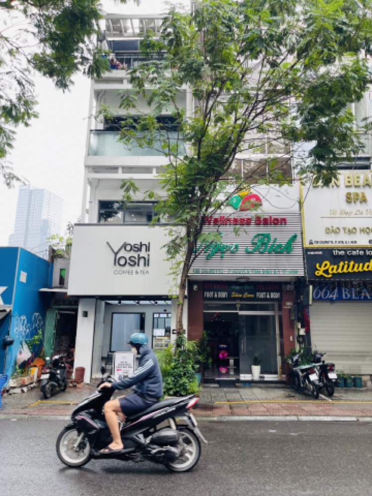 Bán nhà mặt tiền 130 Calmette, Quận 1 - ảnh chính