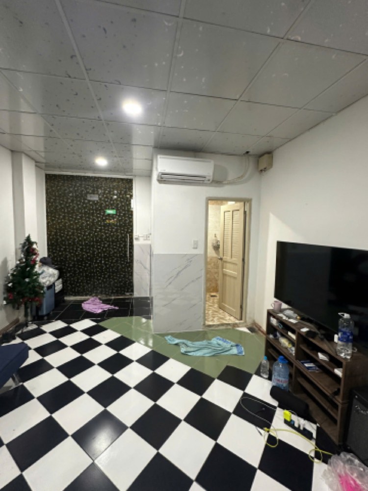 Bán nhà hẻm 243 Tô Hiến Thành, Quận 10 - ảnh 1