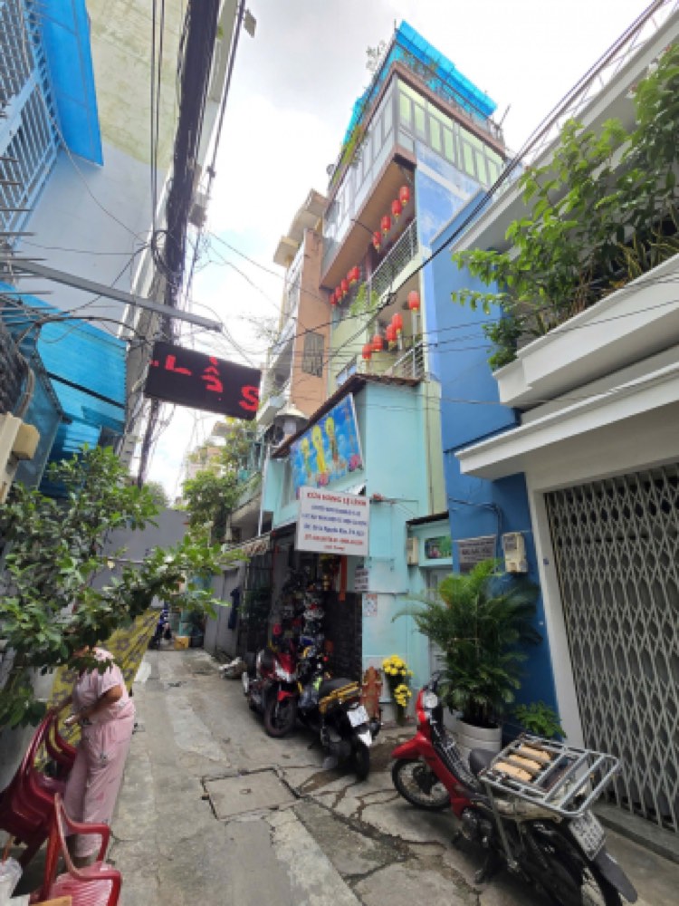 Bán nhà hẻm 50 Nguyễn Kim, Quận 10