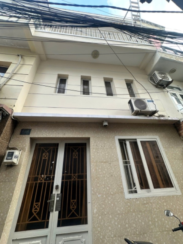 Bán nhà hẻm 357 Cách Mạng Tháng Tám, Quận 10 - ảnh 1