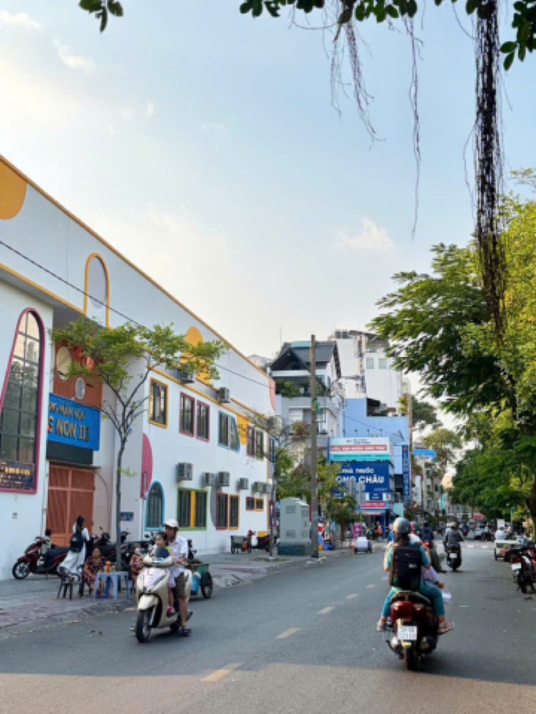 Bán nhà mặt tiền Trần Nhân Tôn, Quận 10
