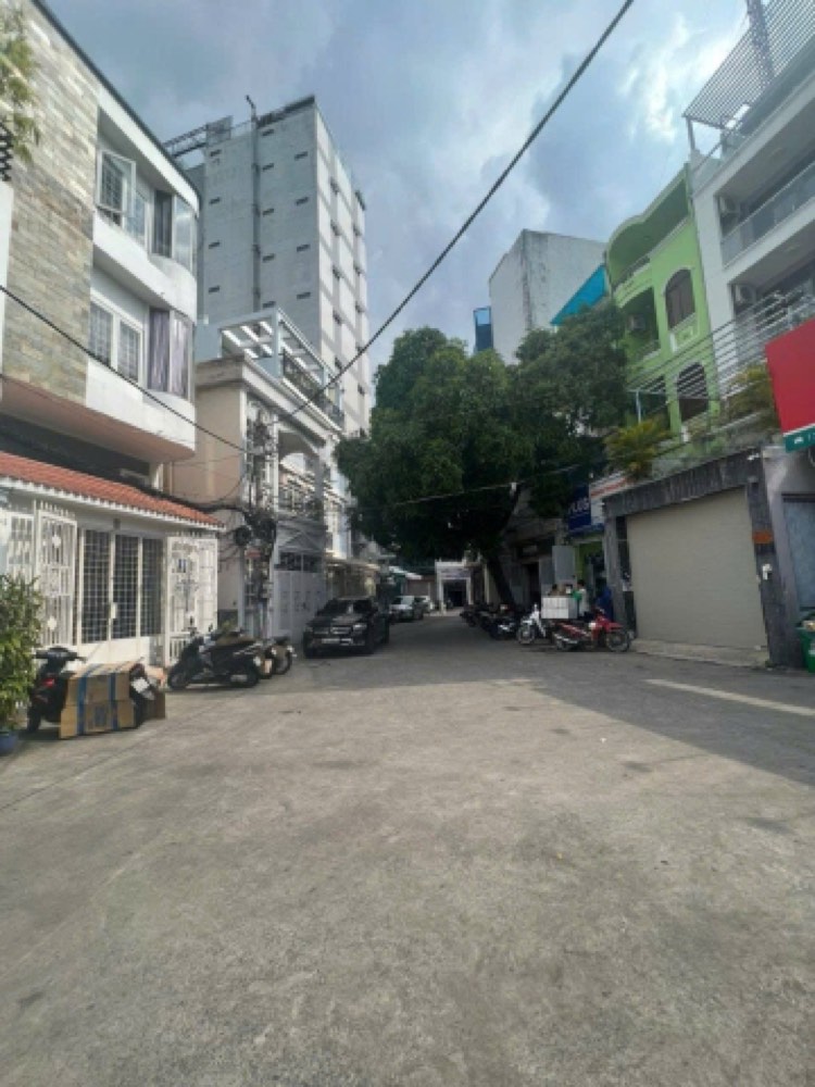 Bán nhà hẻm 104 Mai Thị Lựu, Quận 1 - ảnh 1